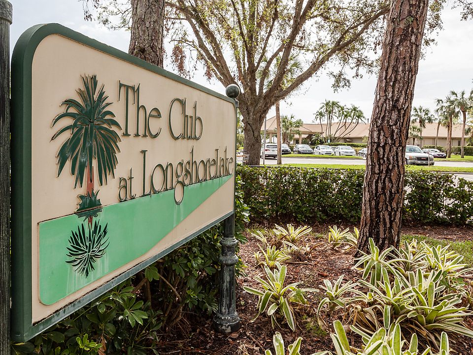 The Club at Longshore Lake