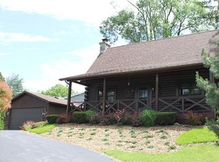 27031 98th St, Trevor, WI 53179