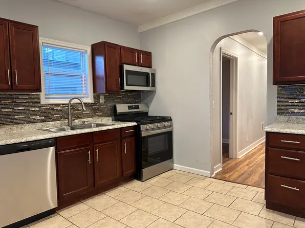 366 Gertrude St #1, Syracuse, NY 13203