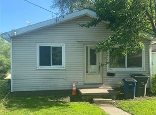 2074 Price St, Toledo, OH 43605