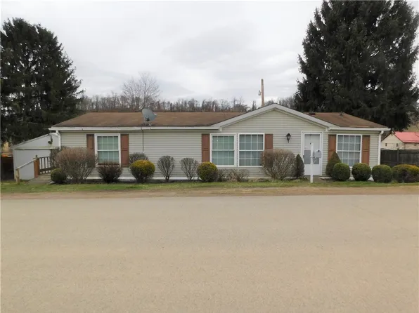 222 1st St, Uniontown, PA 15401