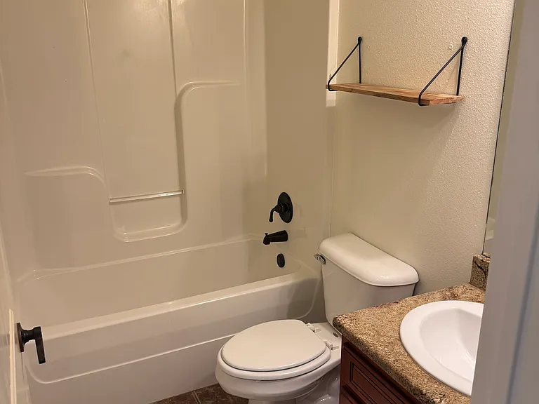 489 N Drewrys Bluff Dr — Photo 12