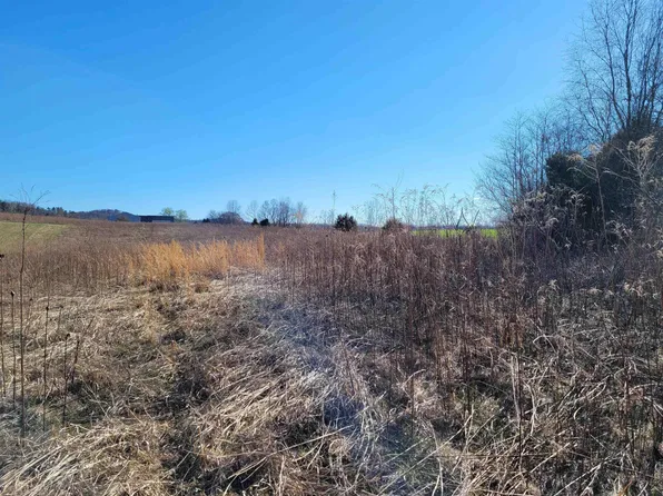 Grandma Brown Rd, Mitchell, IN 47446