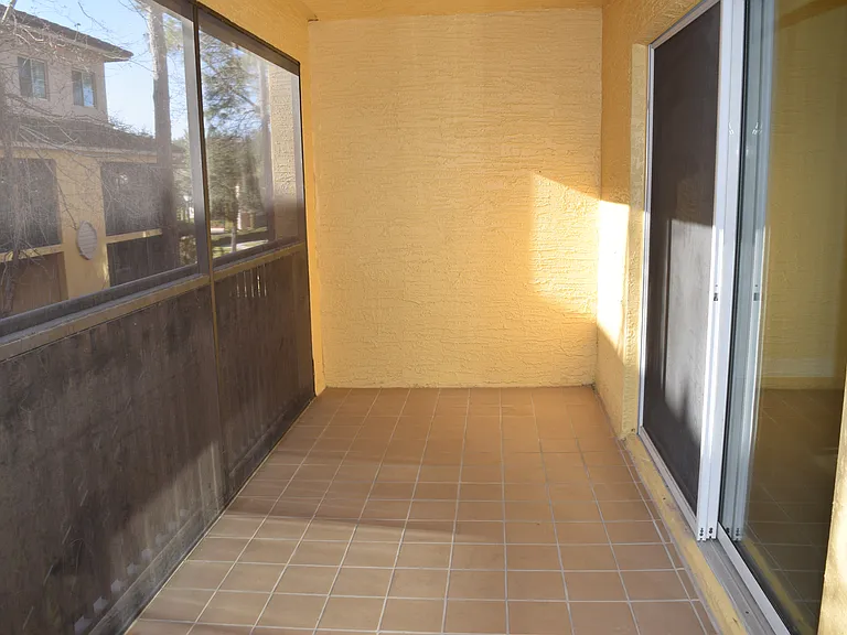 Spacious screened lanai.
