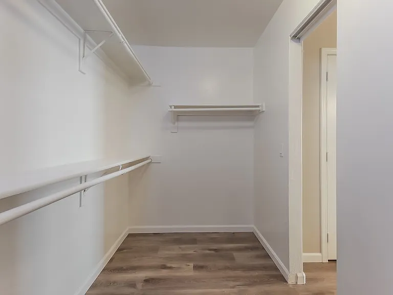 8338 W Bluefield Ave — Photo 14