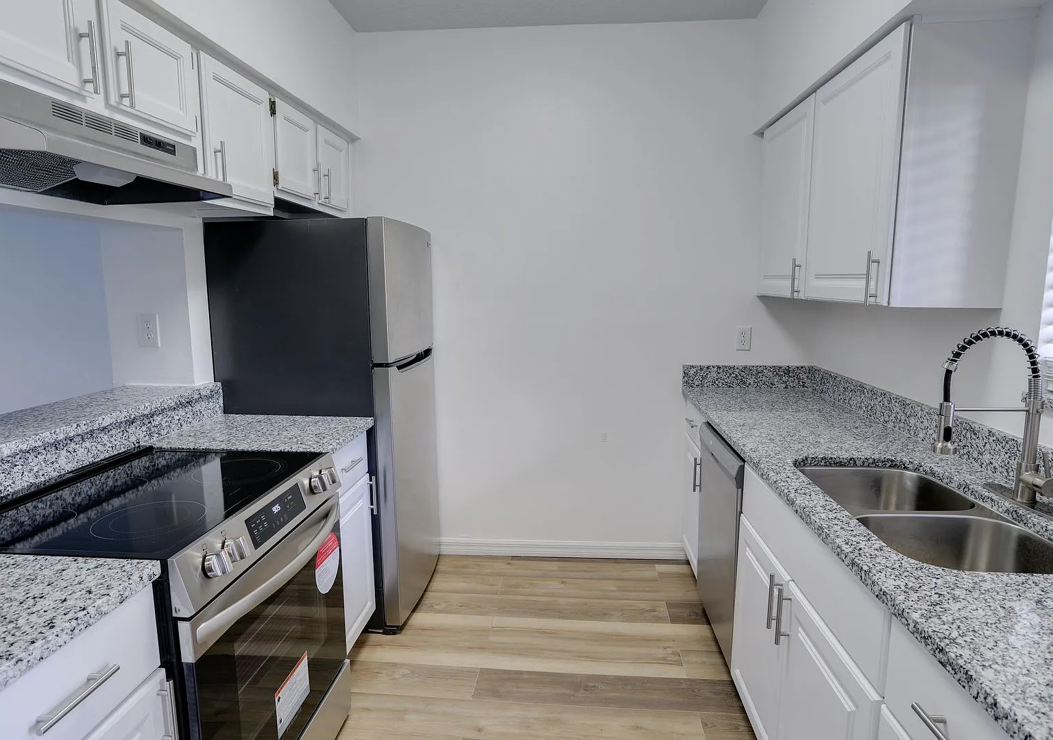 4719 Capri Place #192 — Photo 4