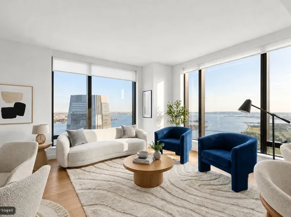 99 Hudson Street image 1 of 13