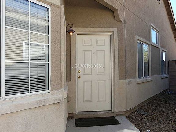 2nd image of 821 Iron Stirrup Ave