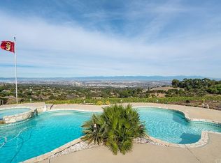 8 Quail Ridge Rd N, Rolling Hills, CA 90274