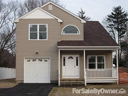 1st image of 271 Lakeland Ave