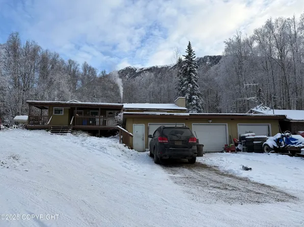 21635 Settlers Dr, Chugiak, AK 99567