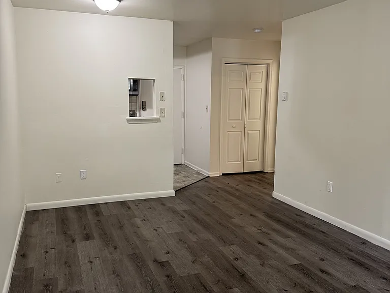 632 S Fawn St #8 — Photo 2