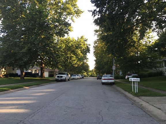 4th image of 3901 S Masterbrooke Dr
