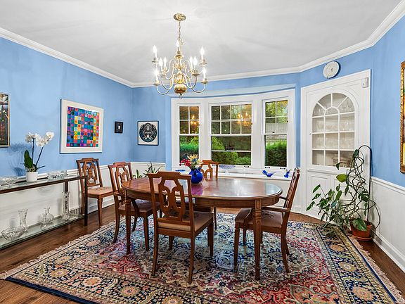 5th image of 3130 Thayer St