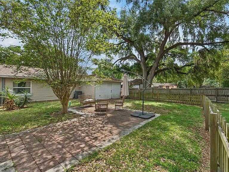 5502 Peach Ave — Photo 44