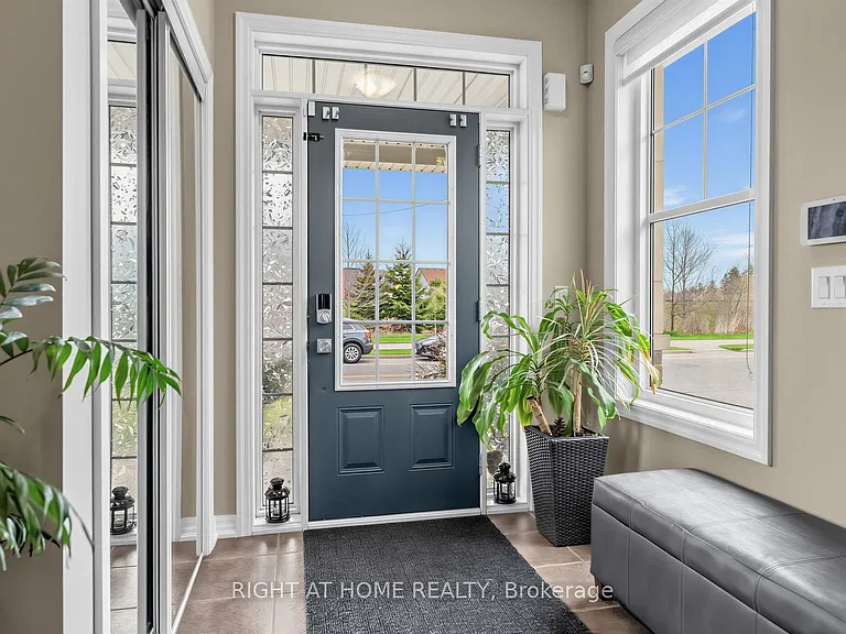 152 Duncan Ln — Photo 4