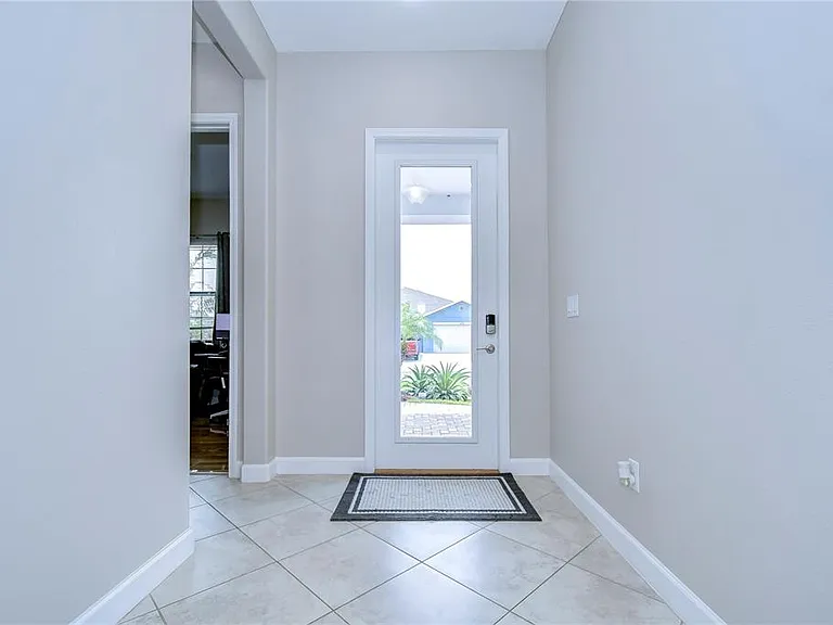 31470 Fairhill Dr — Photo 13