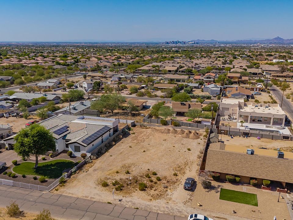 2nd image of 1434 E LA MIRADA Drive #18