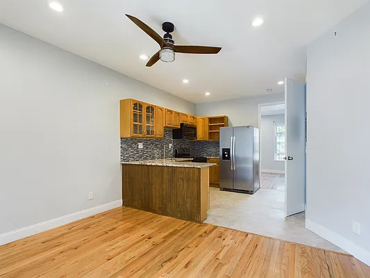 Rented by Keller Williams NYC | media 8