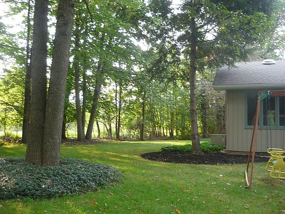 2nd image of 25900 Williams Dr