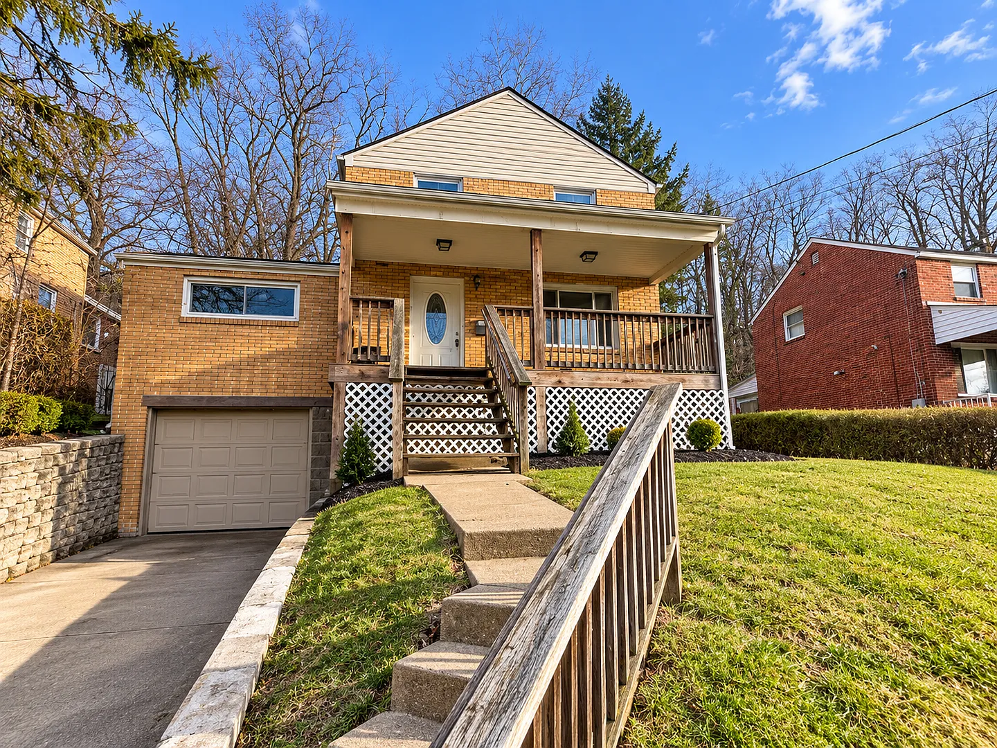 4 Bedroom/ 2.5 Bath Home for Rent, Penn Hills PA — Photo 1