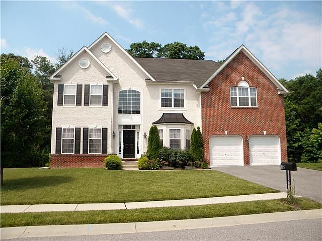 1st image of 185 Haut Brion Ave