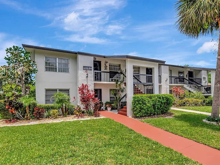 13194 Lucinda Palm Ct #D — Photo 20