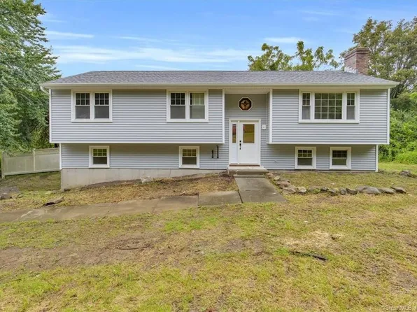 19 Old Army Road, Watertown, CT 06795