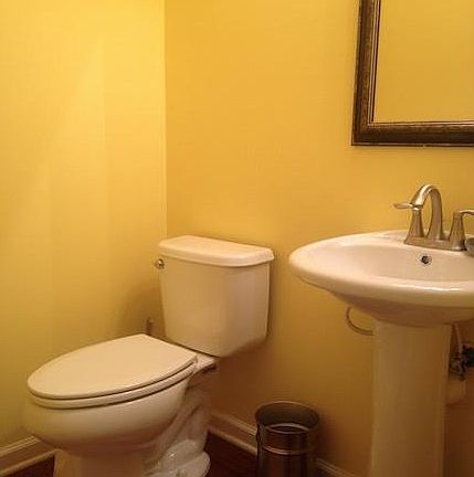 4th image of 2108 Caswell Cir #159