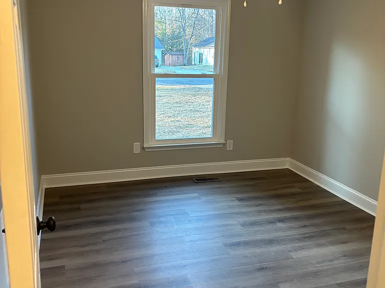 205 Cedar Forest Ln — Photo 11