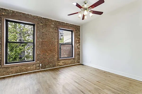 Rented by Compass | media 10