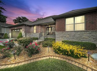 241 N Elgin St, Griffith, IN 46319