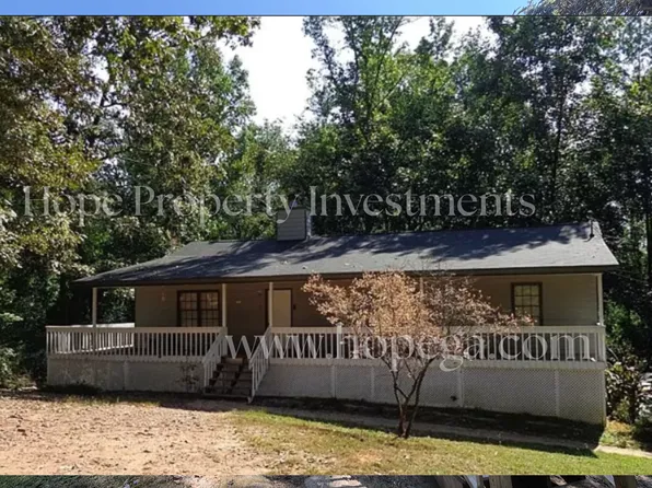 15 Mallard Ln, Newnan, GA 30263