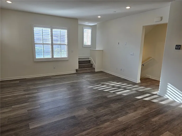 60 Bay Laurel — Photo 3