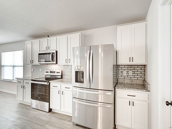 2nd image of 138 Ryder Ln