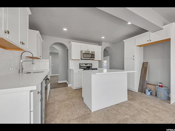 5th image of 8696 W Helen Dr