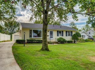 7 6th Dr, Decatur, IL 62521