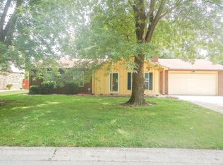 16 Marilyn Cir, Fairview Heights, IL 62208