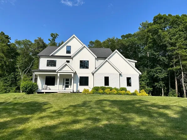 7 Liberty Ln, Holliston, MA 01746