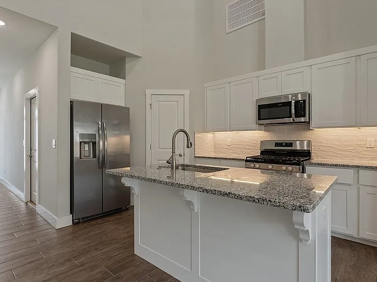 491 Azurite Rd — Photo 4