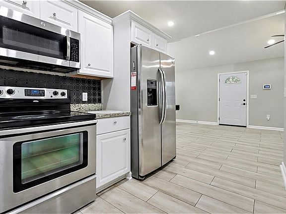 5th image of 4758 Manse Dr