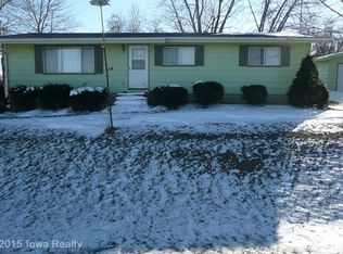 106 Holmes Dr, Knoxville, IA 50138