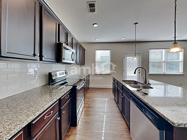 3337 Okelly Dr — Photo 6