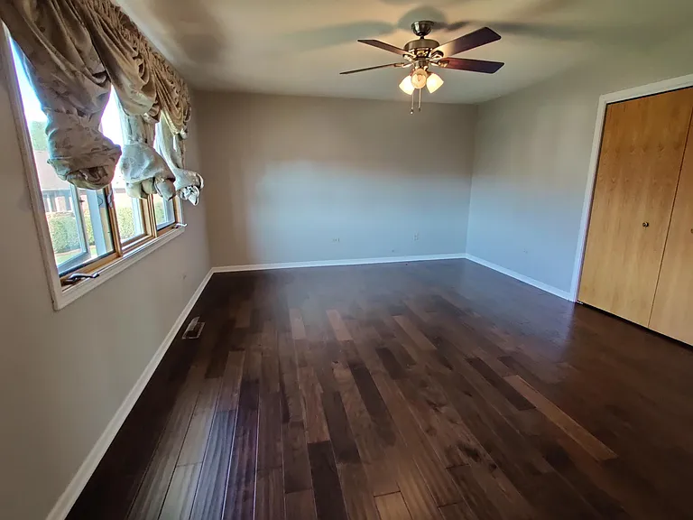 7810 Brookside Glen Dr — Photo 24