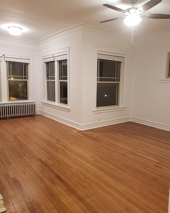 1st image of 6150 N Greenview Ave APT 1