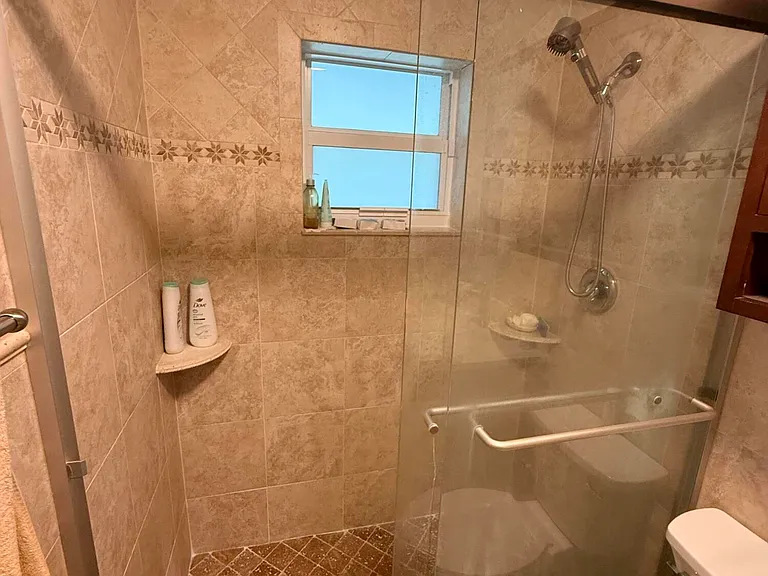 5584 Priscilla Ln — Photo 7