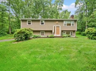 451 Jones Hollow Rd, Marlborough, CT 06447