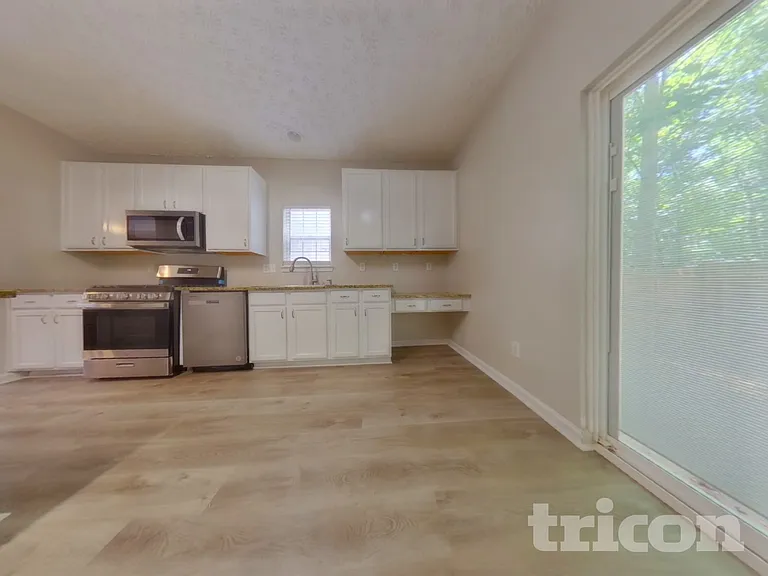 411 Clearstream Ln — Photo 6