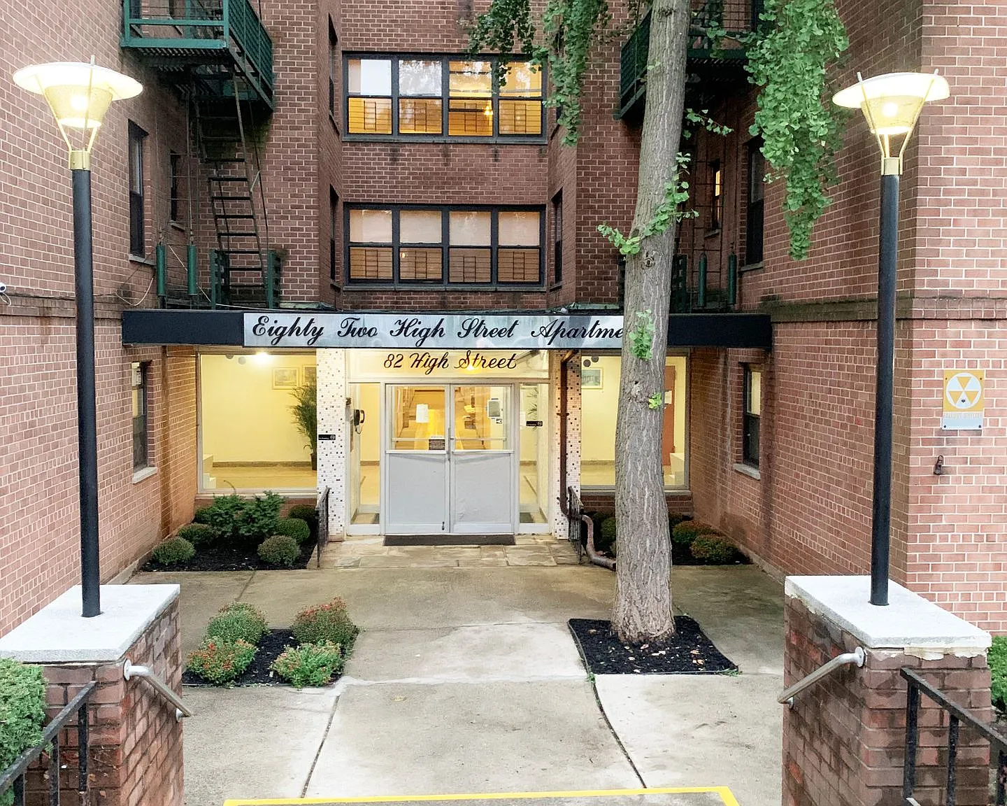 Martin Manor — Photo 1