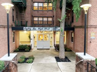 Martin Manor, Orange, NJ 07050